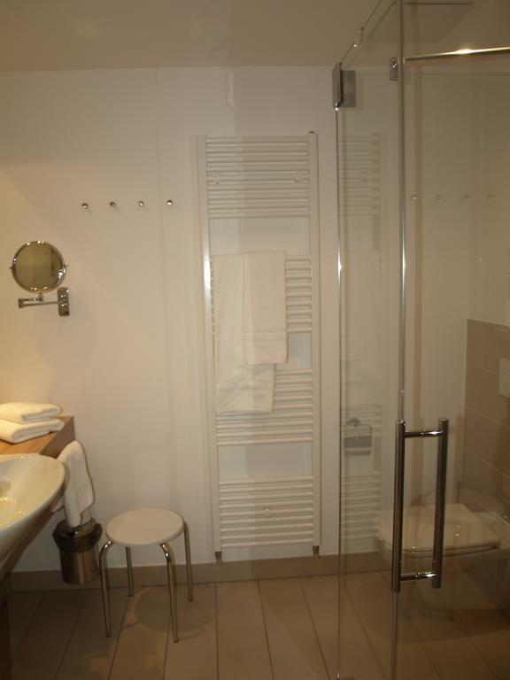 Strandhotel Senftenberger See Стая снимка